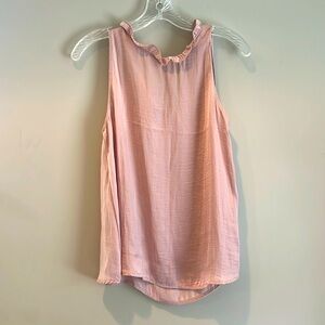 Woman’s tank top/Flowers top size small namebrand She + sky